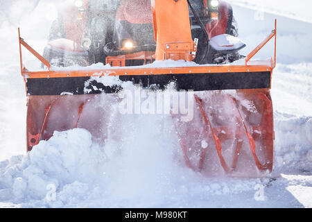 Austria, Tirolo, Oetztal, la rimozione della neve, veicolo da neve, spalaneve Foto Stock