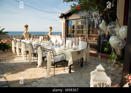 Una splendida estate ricevimento di nozze Foto Stock