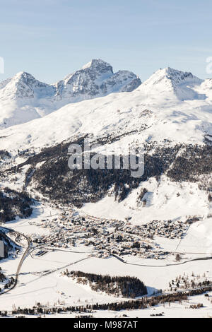 La Svizzera Engadin St. Moritz visto da sopra Foto Stock