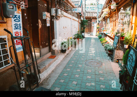 Seoul, Corea del Sud - 5 Giugno 2017 : il coreano old street view Foto Stock