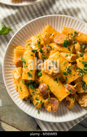 Salsiccia casalinga e finocchio Rigatoni con salsa alla panna Foto Stock
