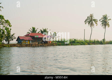 Trasporto di acqua Aisia India Kerala Foto Stock