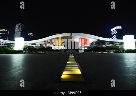 La Shenzhen Civic Center di Futian, il distretto centrale degli affari. Foto Stock