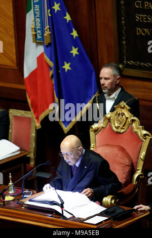 Roma, Italia. 23 marzo, 2018. Giorgio Napolitano Roma 23/03/2018. Prima seduta al Senato dopo le elezioni. Roma 23 Marzo 2018. Senato. Prima udienza presso il Senato dopo le elezioni. Foto di Samantha Zucchi Insidefoto Credito: insidefoto srl/Alamy Live News Foto Stock