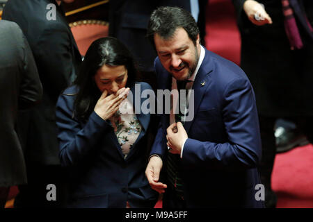 Roma, Italia. 23 marzo, 2018. Matteo salvino Roma 23/03/2018. Prima seduta al Senato dopo le elezioni. Roma 23 Marzo 2018. Senato. Prima udienza presso il Senato dopo le elezioni. Foto di Samantha Zucchi Insidefoto Credito: insidefoto srl/Alamy Live News Foto Stock