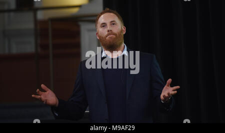 Oxford, Regno Unito. Il 24 marzo 2018. Matteo introduce Stadlen/parla di Rick Stein a Oxford Festival Letterario 24 marzo. Richard Cave Fotografia/Alamy Foto Stock