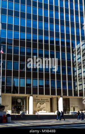 Harrisburg, PA, Stati Uniti d'America - 22 Marzo 2018: U.S. Federal Courthouse in downtown Harrisburg. Foto Stock