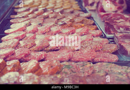 Burger assort sul contatore in bakers shop, close up Foto Stock