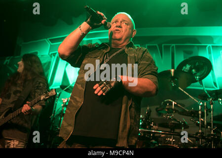 Udo Dirkschneider esegue il 21 marzo 2018 a Slim a San Francisco, California. Foto Stock