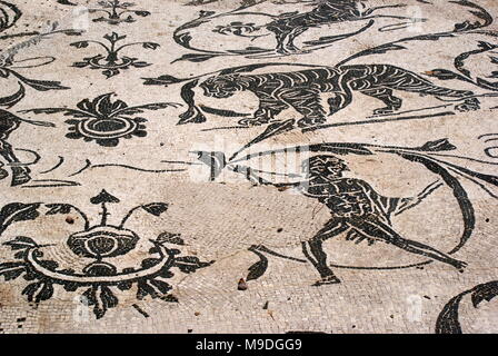 Dettaglio del pavimento romano a mosaico, Ostia Antica sito archeologico, la posizione della città portuale di Roma antica Roma Italia Foto Stock