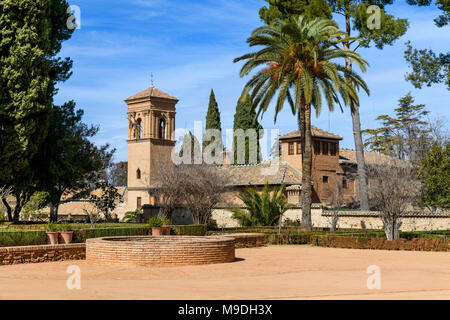 Convento de San Francisco (ora un Parador Nacional) nell'Alhambra di Granada, Andalusia, Spagna Foto Stock