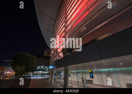 Il recentemente ristrutturato e ampliato Adelaide Convention Centre sulla Northern Fringe del centro di Adelaide, Australia del Sud. Foto Stock