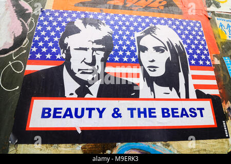 Londra, UK, 25 Mar 2018. Londra REGNO UNITO. Xxv Marzo 2018.poster satirico compare in Brick Lane raffigurante il presidente americano Donald Trump con sua figlia Ivanka Trump Credito: amer ghazzal/Alamy Live News Foto Stock