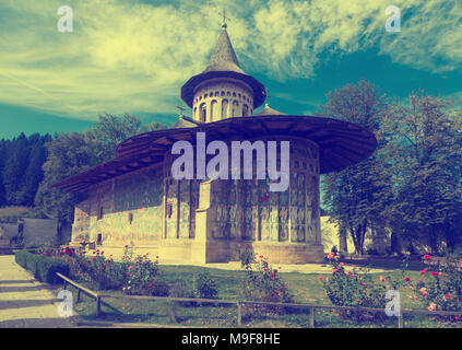 Monastero di Voronet chiesa decorate di dipinti è attrazione culturale dalla Romania Foto Stock