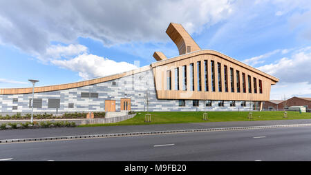 Il Giubileo campus, uno dei principali edifici amministrativi dell'Università di Nottingham. Foto Stock