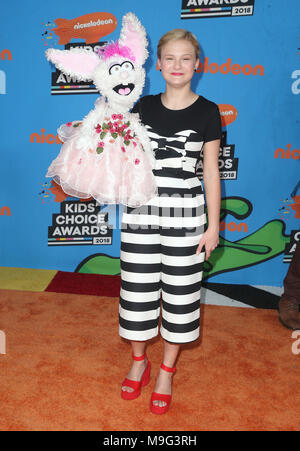 Inglewood, CA, Stati Uniti d'America. 24 Mar, 2018. 24 Marzo 2018 - Inglewood, California - Darcy Lynne, darci Lynne agricoltore. Nickelodeon's 2018 Kids' Choice Awards tenutosi presso il Forum. Credito foto: F. Sadou/AdMedia Credito: F. Sadou/AdMedia/ZUMA filo/Alamy Live News Foto Stock