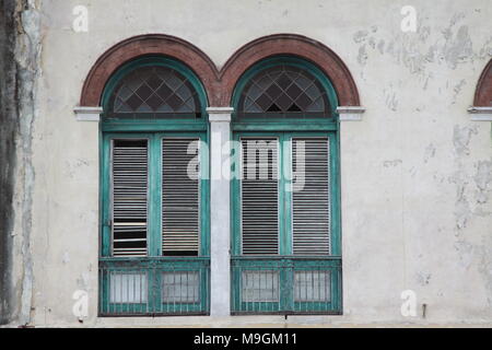 Gli edifici colorati a l'Avana, Cuba Foto Stock