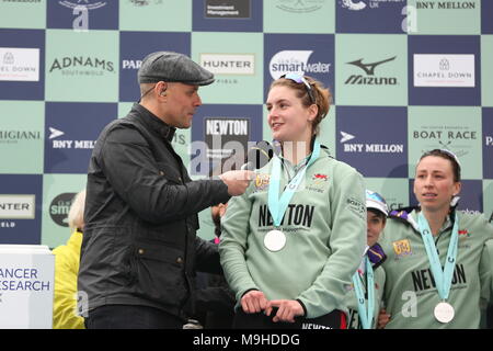 La ricerca sul cancro Boat Race Sat 24 marzo 2018 Foto Stock