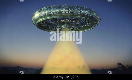 UFO, astronave aliena con il fascio di luce in bilico nel cielo notturno, i visitatori extraterrestri con Flying Saucer (3d'illustrazione) Foto Stock