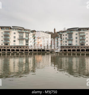 Capricorno quay sviluppo di alloggiamento di fronte alla SS Gran Bretagna, Bristol Foto Stock