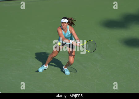 Miami, FL, Stati Uniti d'America. 26 Mar, 2018. KEY BISCAYNE, FL - marzo, 26: Johanna Konta in azione qui durante il 2018 Miami aperto il 24 marzo 2018, presso il Centro Tennis di Crandon Park di Key Biscayne, FL. Credito: Andrea, Patrono/ZUMA filo/Alamy Live News Foto Stock