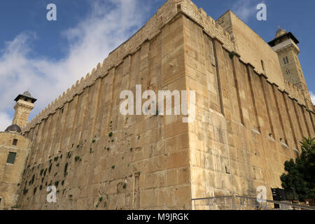 Grotta dei patriarchi a Hebron, tomba di Abramo con minareti Foto Stock