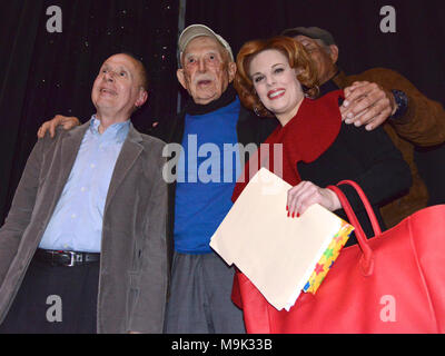 Stephen Farber, Bill Macy e Kat Kramer assiste la quarantunesima edizione anniversario lo screening del Late Show a Ahrya Laemmle Arte teatro il Maggio 24, 2018 in Beverly Hills. Foto Stock