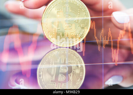 Bitcoins e nuovo denaro virtuale concept Foto Stock