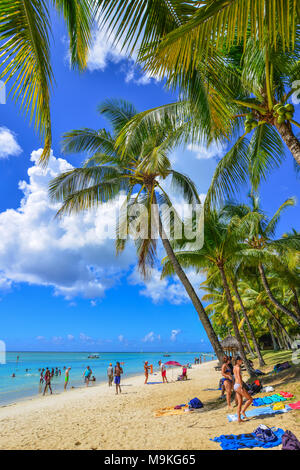 Trou-aux-Biches, Mauritius - Jan 4, 2017. Seascape di Trou-aux-Biches, Mauritius. Trou-aux-Biches è una piccola città con una spiaggia pubblica sulla northern Foto Stock