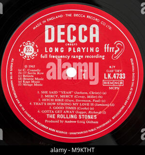 Etichetta originale del 1965 "fuori dei nostri capi' LP da Rolling Stones (Decca LC4733 Mono) Foto Stock