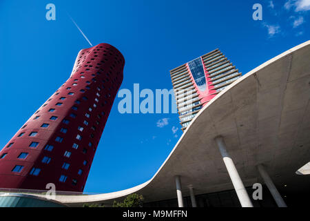Fira de Barcelona edifici dall architetto giapponese Toyo Ito.Barcelona, Catalogna, l'Europa. Foto Stock