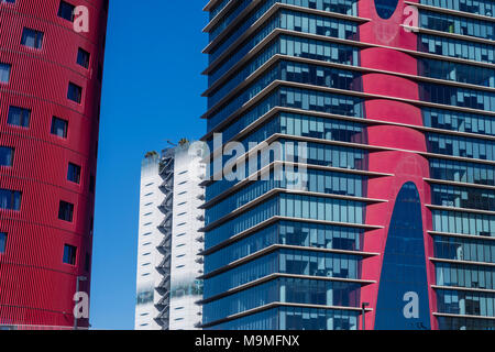 Fira de Barcelona edifici dall architetto giapponese Toyo Ito.Barcelona, Catalogna, l'Europa. Foto Stock
