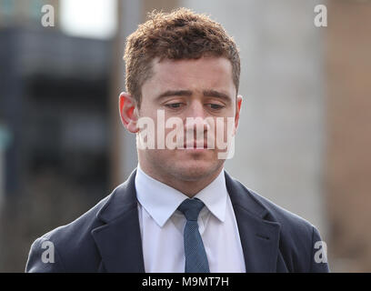 Irlanda e Ulster giocatore di rugby Paddy Jackson arrivando a Belfast Crown Court dove lui e il suo compagno di squadra Stuart Olding sono in fase di sperimentazione accusato di aver violentato una donna a una proprietà nel sud di Belfast nel giugno 2016. Foto Stock