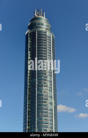 La torre, St George Wharf, Vauxhall, Nine Elms, a sud ovest di Londra, Regno Unito Foto Stock