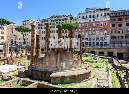 Le rovine romane in Largo di Torre Argentina, Roma, Italia Foto Stock