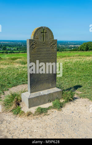 Epitaffio con iscrizione, la Collina di Tara, nella contea di Meath, Irlanda Foto Stock
