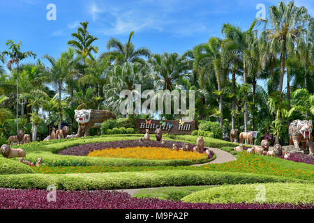 Butterfly Hill, Nong Nooch Tropicale Giardino Botanico, Pattaya, Thailandia Foto Stock