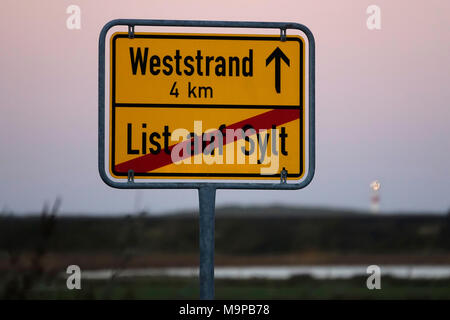 Posizionare il nome sign Weststrand, elenco a Sylt, Sylt, Nord isola frisone, Schleswig-Holstein, Germania Foto Stock