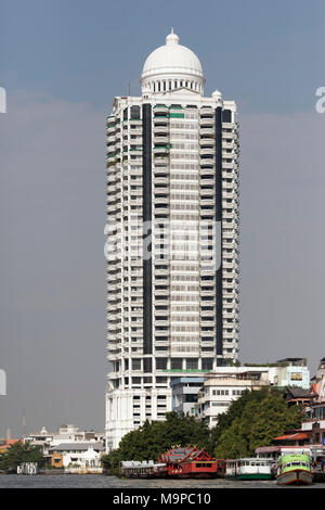 Bangkok River Park condominio, torre residenziale sulla Mae Nam Chao Phraya, Samphanthawong, Bangkok, Thailandia Foto Stock