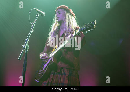 Il musicista britannico Laurel live presso il venticinquesimo Blue Balls Festival di Lucerna, Svizzera Foto Stock