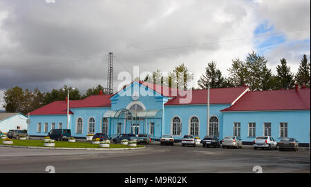 Apatity, Russia - 14 Settembre 2012: Piccola area vokzal nella città di Apatity, che si trova nella regione di Murmansk. A nord della Russia Foto Stock