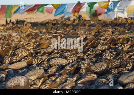 Lago Manosarowar, Chiu monastero può 2017 | Utilizzo di tutto il mondo Foto Stock