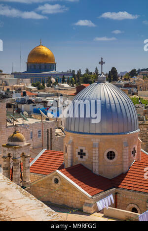 Gerusalemme. Immagine di panorama urbano della città vecchia di Gerusalemme, Israele con la Chiesa di Santa Maria di agonia e la Cupola della roccia. Foto Stock