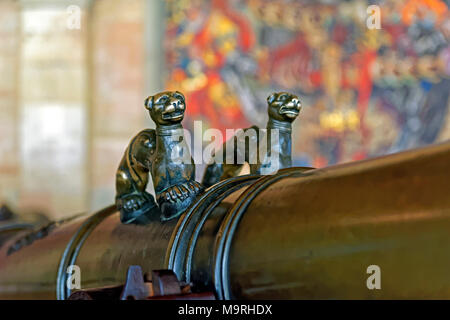 L'Europa, Svizzera, Genève, Ginevra, Ginevra, Rue si Puits Saint Pierre, Ancien arsenal, cannone, dettaglio, edificio, storicamente, luogo di interesse per Foto Stock