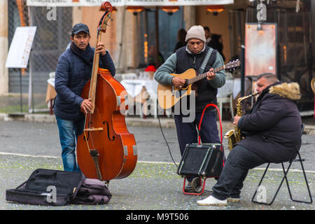 Una jazz band a suonare in Piazza Navona, Roma, lazio, Italy. Foto Stock