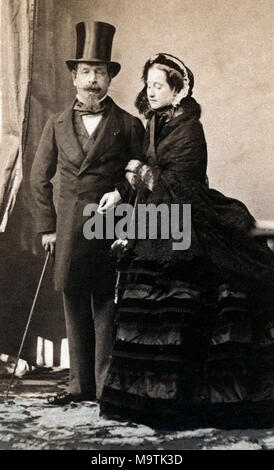 1870: l'imperatore Napoleone III di Francia (1808-1873) e l'Imperatrice Eugenie in esilio Foto Stock