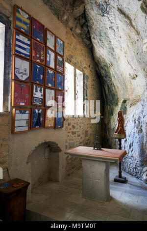 La Chapelle Saint-Michel di Rocamadour nel centro-sud della Francia. Noto per la Cité Réligieuse complesso di edifici religiosi. Foto Stock