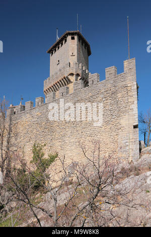 Torre medievale rocca. Guaita, San Marino Foto Stock