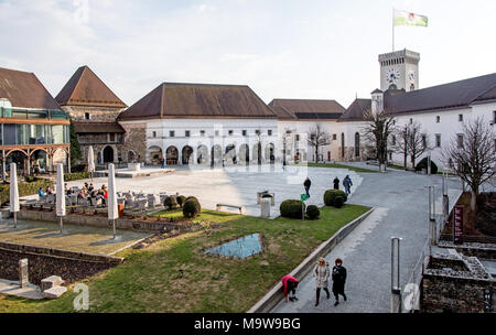 Cortile interno del castello Ljubljana Slovenia Foto Stock