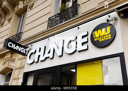 Ufficio cambio Western Union - Parigi - Francia Foto Stock